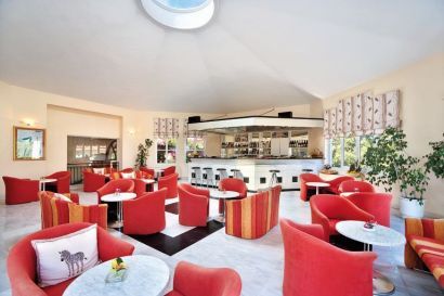 Katerina Palace Hotel and Studios