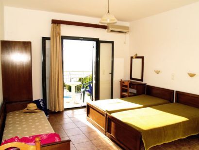 Nikos Studios & Apartments