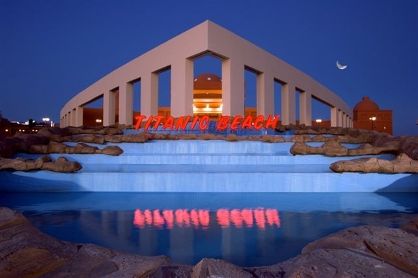 Titanic Beach Hotel