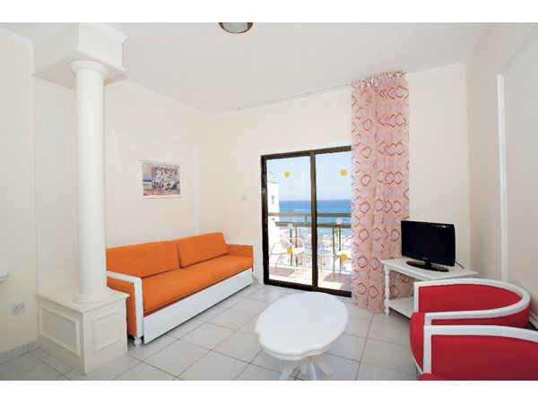 Marlita Beach Aparthotel