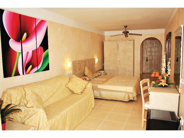 Club Bahamas Ibiza