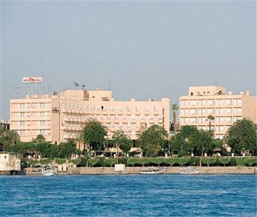 Special offers on holidays to Luxor - El Luxor Hotel 3.